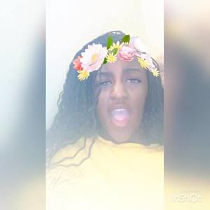 Meet your Posher, Zoë