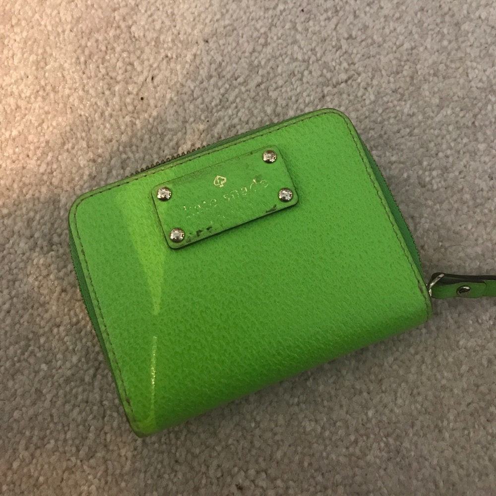 Kate Spade Zippy Wallet