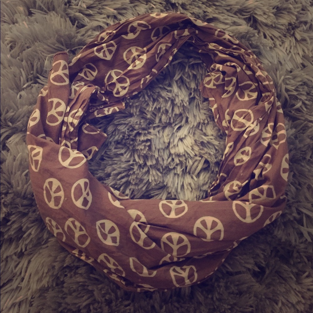 Peace sign scarf