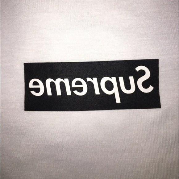 supreme logo backwards