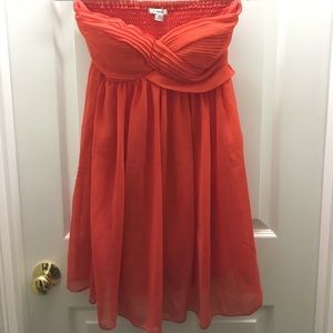 NWT Coral Strapless Party Dress