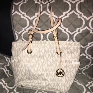 Michael Kors bag