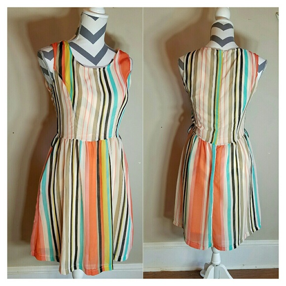 Dresses & Skirts - SUNDRESS POLY BLEND ADORABLE Dress with POCKETS