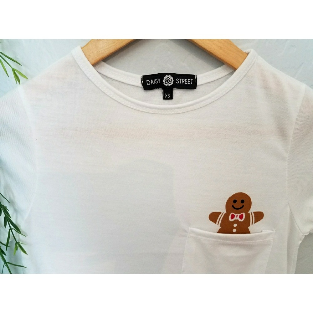 🔴SOLD🔴Gingerbread Tee - Picture 1 of 3