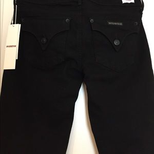 BNWT Hudson Colin Skinny in Black