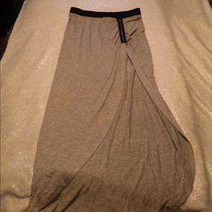 Pinkmelo Black & Gray High Low Slit Skirt Size S
