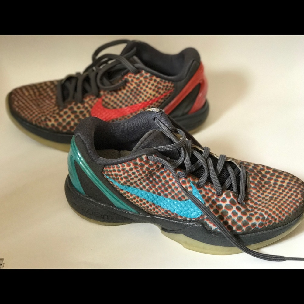 NIKE KOBE VI LIMITED EDITION