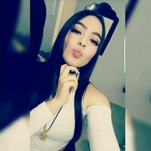 Meet your Posher, Francisca