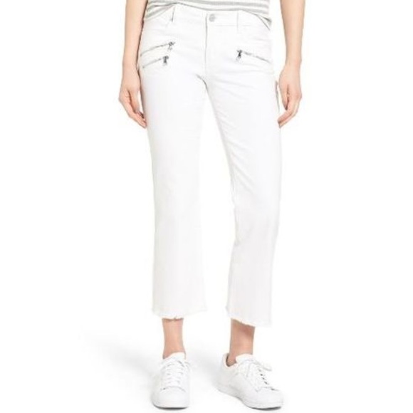 Blank NYC Denim - ⭐️🎉HOST PICK🎉NWT BlankNYC Kick Flare Jeans