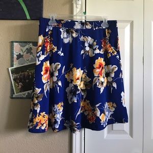Helene Skirt with Pockets