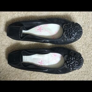 PIERRE CARDIN FLAT SHOES