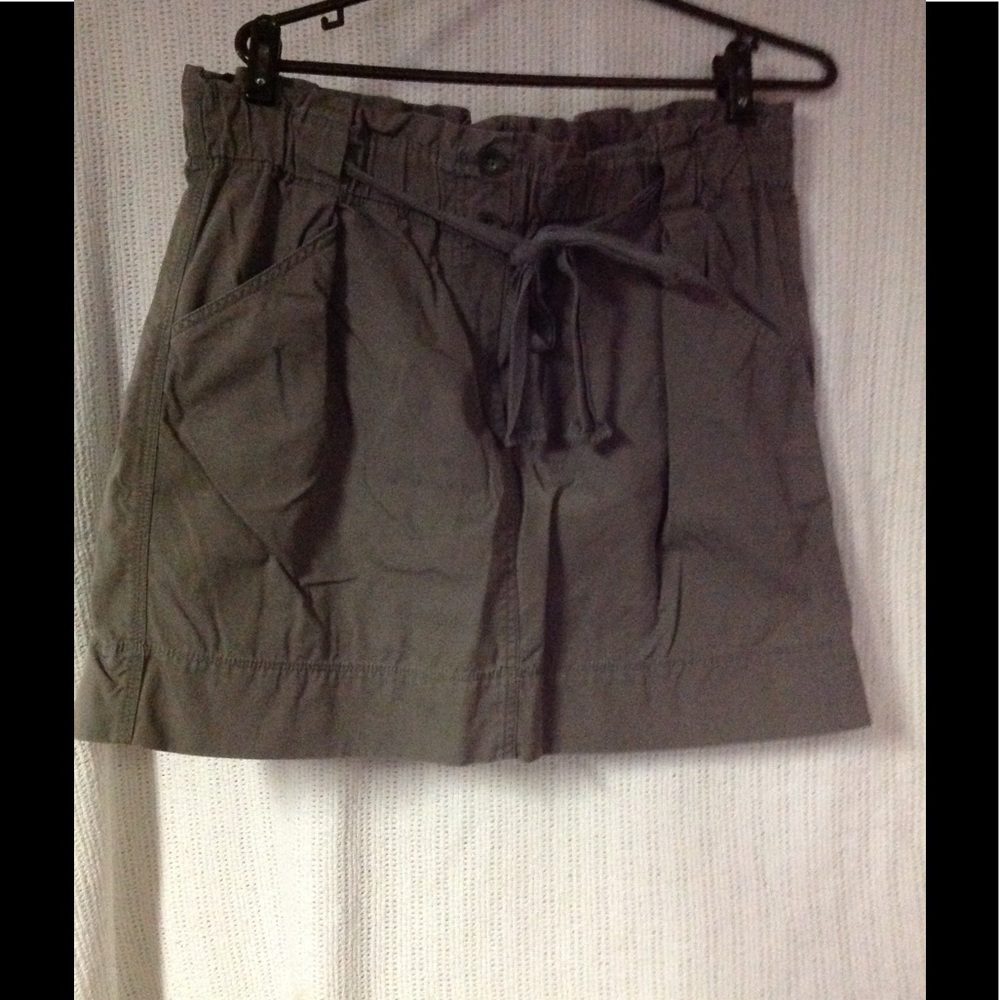 Super cute and sporty skirt - Picture 1 of 3
