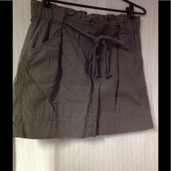 Super cute and sporty skirt - Picture 2 of 3