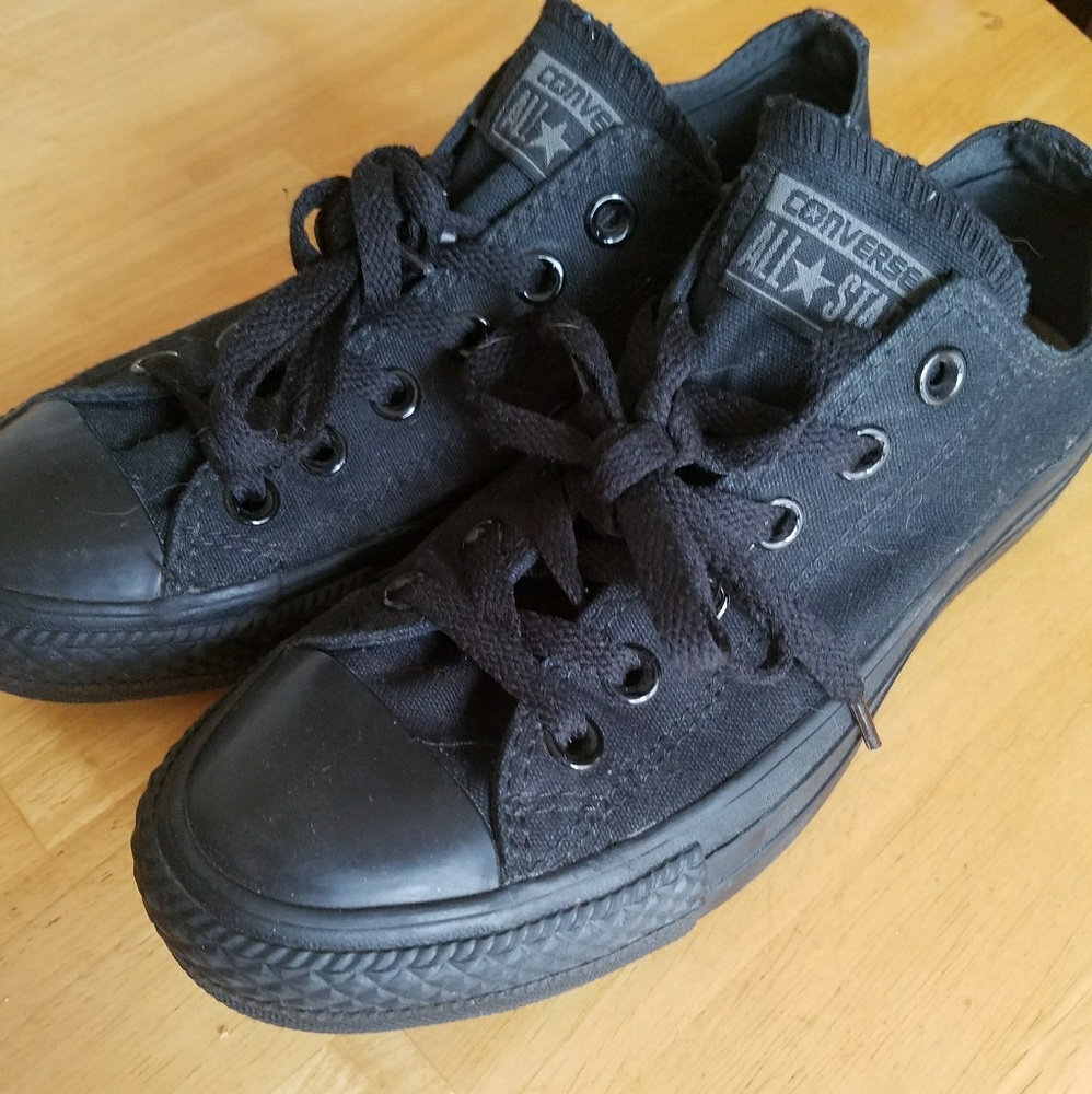 Black, Low Top Converse