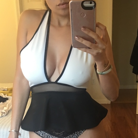 Top - Picture 2 of 4