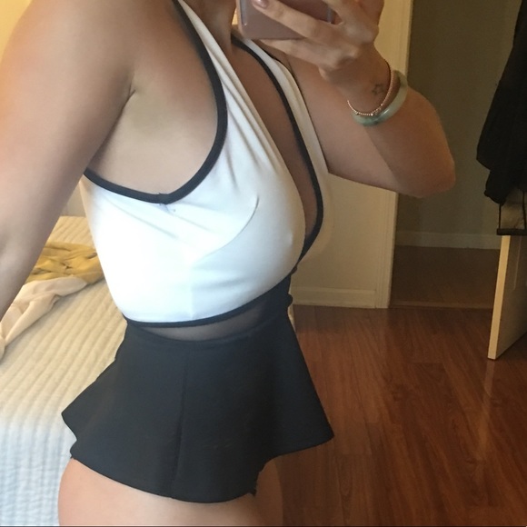 Top - Picture 3 of 4