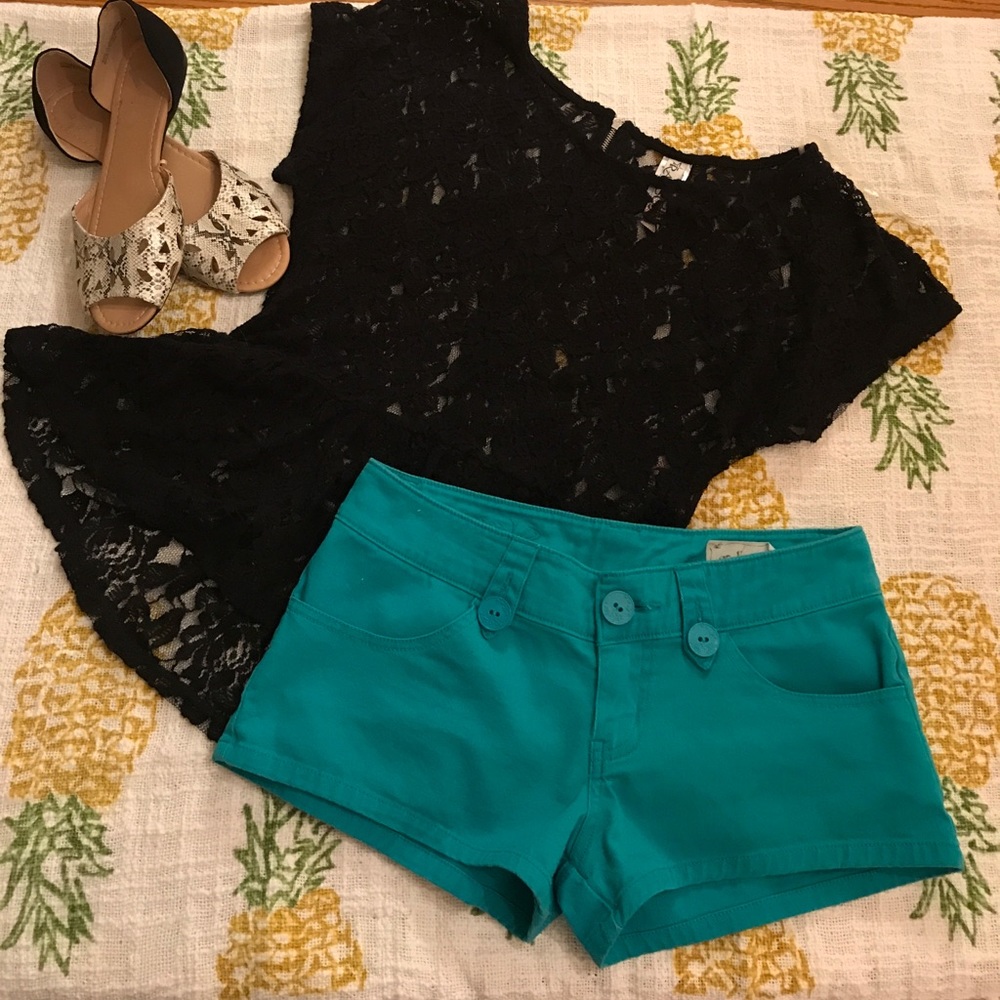 🌞🔥🌎  Lost Teal blue short shorts!🌎