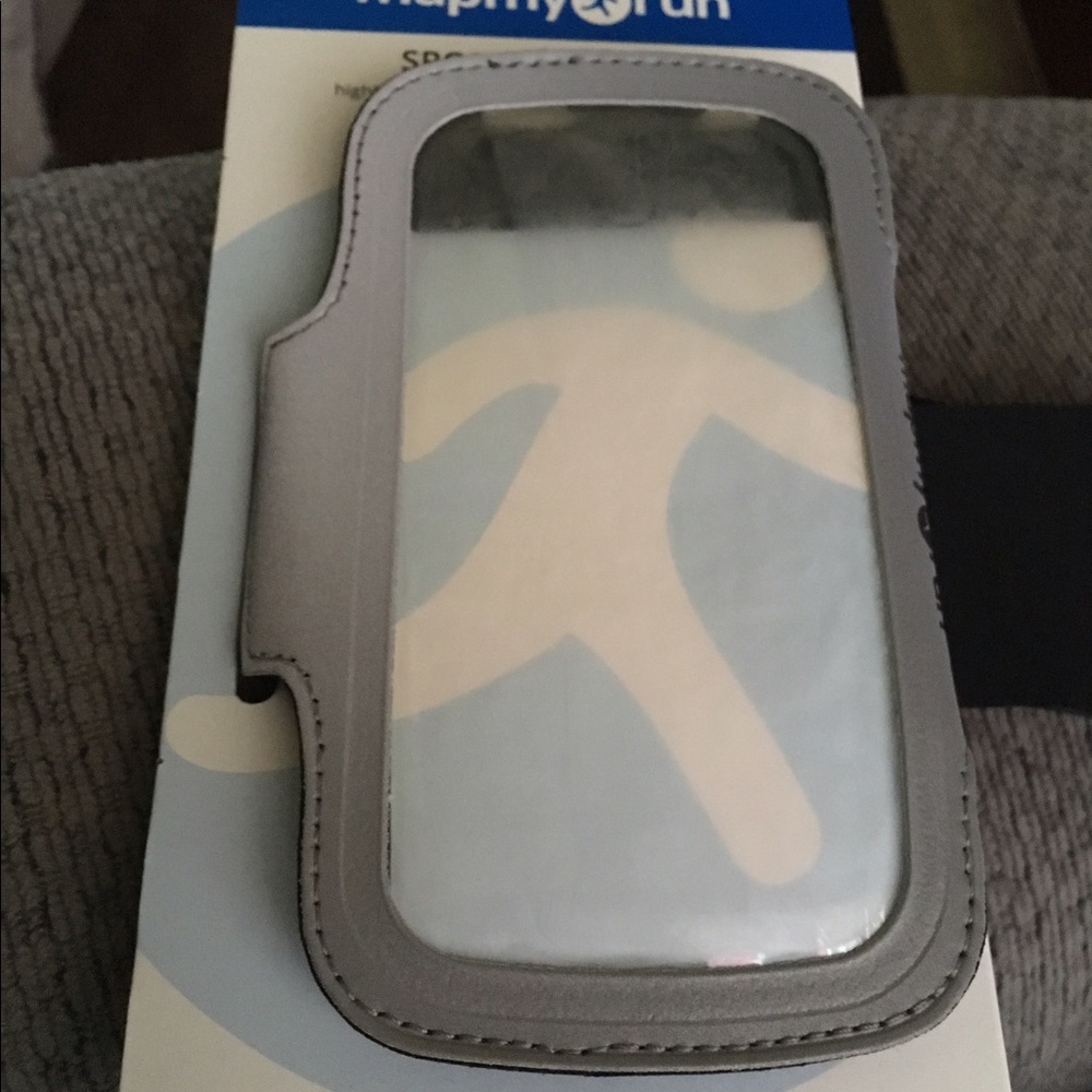 Brand New Sport armband