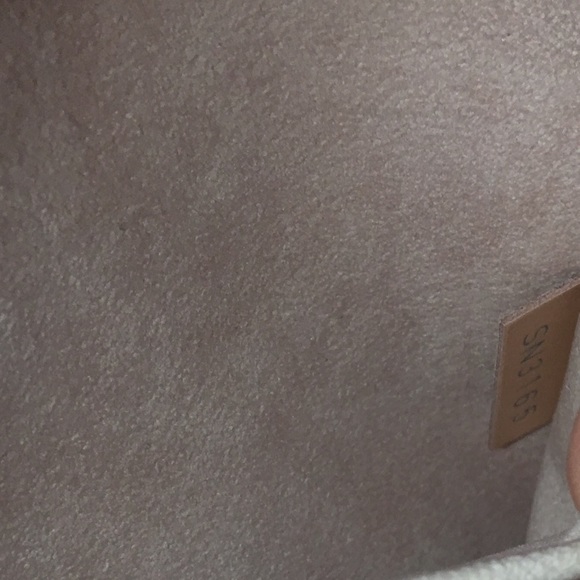 ❌SOLD❌ Authentic Louis Vuitton Alma BB! - Picture 8 of 8