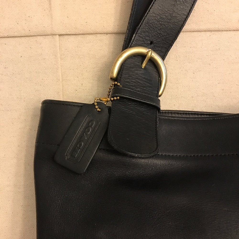 👍Authentic Vintage COACH Leather Purse👍