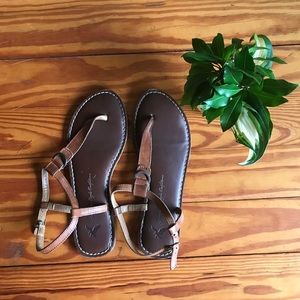 American Eagle Sandals