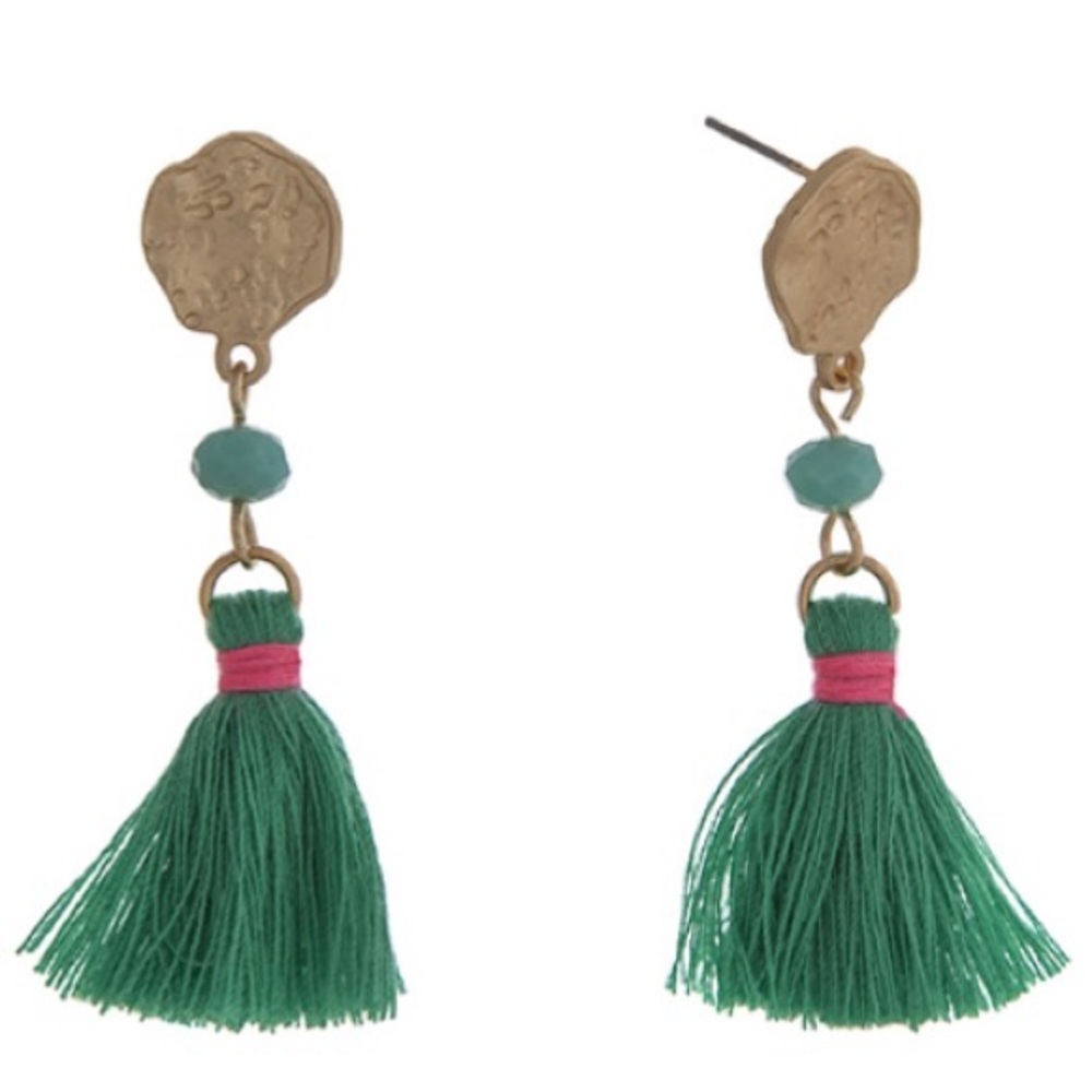 👂🏼Gold Tone Drop Post Green Tassel Earrings