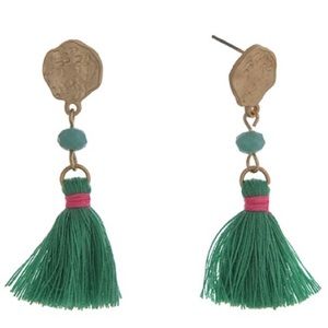 👂🏼Gold Tone Drop Post Green Tassel Earrings