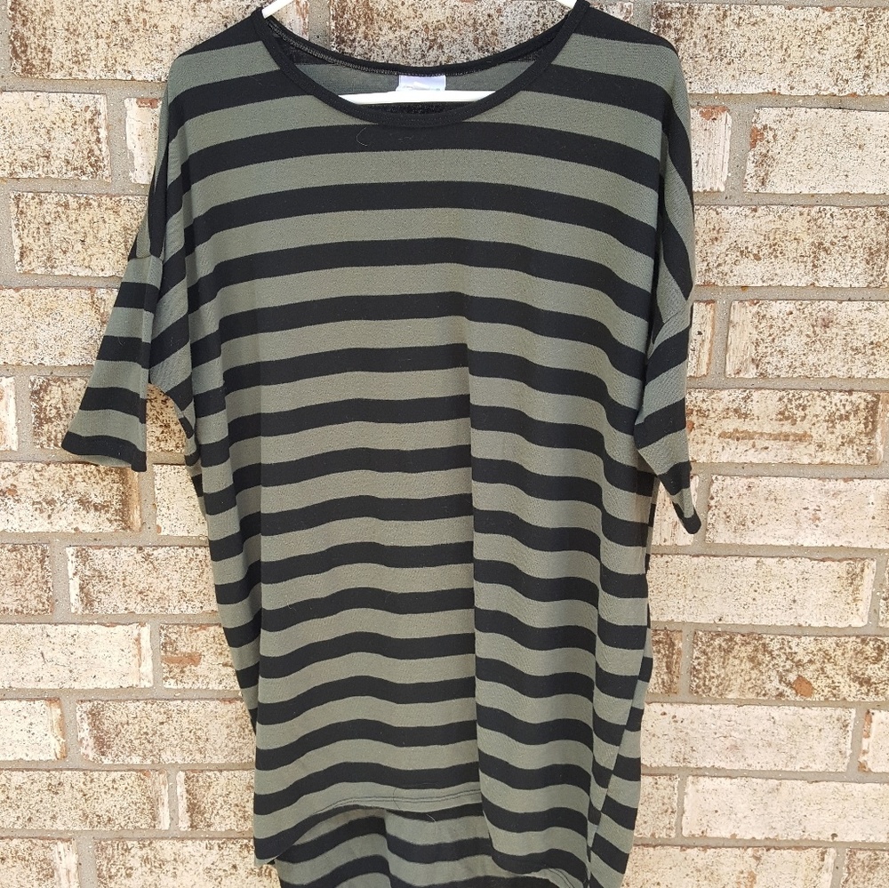 Lularoe Irma Tee