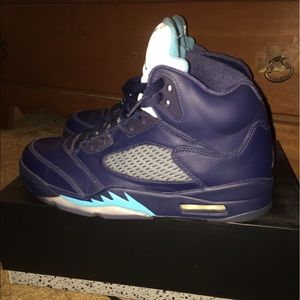 *TRADED* Retro 5 pre grape/hornets