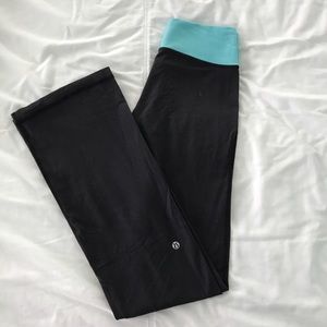 Lululemon Groove Pant, Dark grey and teal