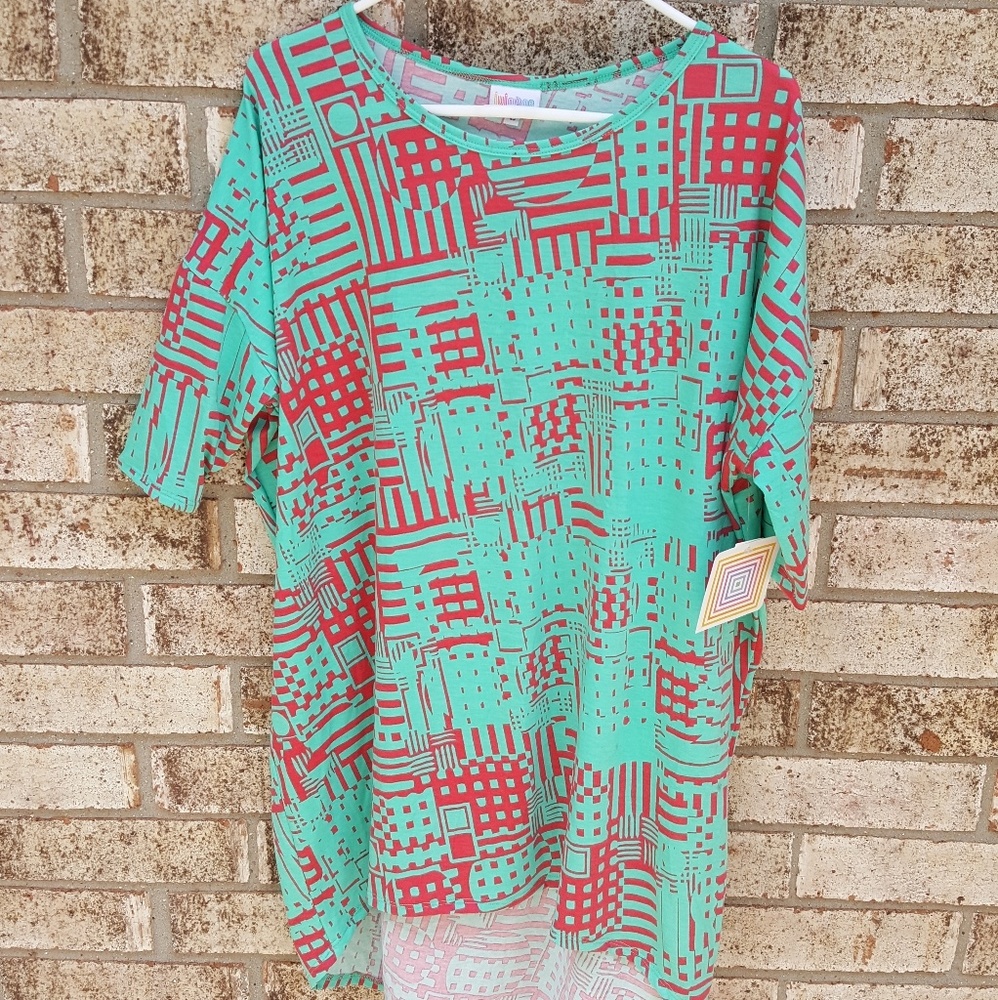Lularoe Irma Tee
