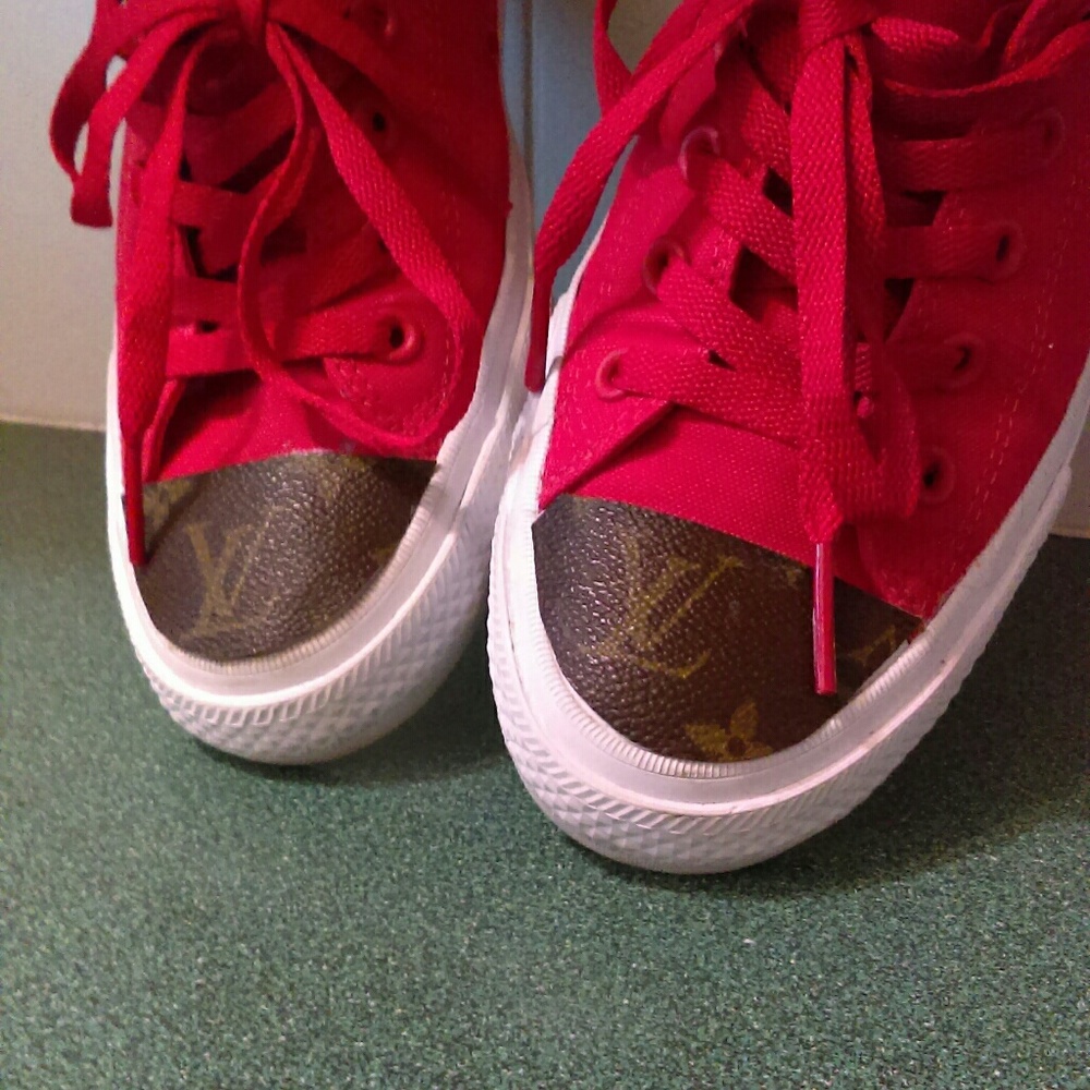 Custom Louis Vuitton converse made to order