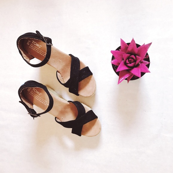 TOMS Shoes - TOMS Black Espadrille Summer Wedges