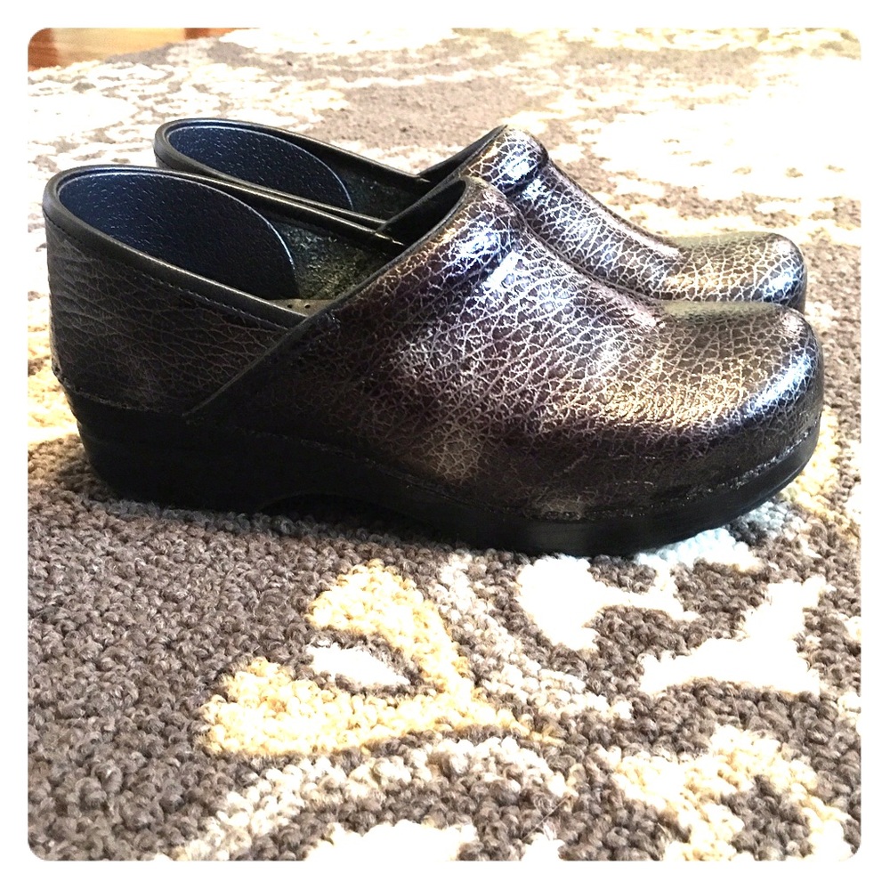 Dansko Clogs • Size 40