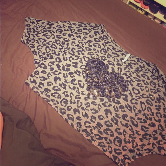 Crop top - Picture 1 of 1