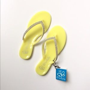 NWT 🍋 Yellow Jelly Flip Flop Sandals