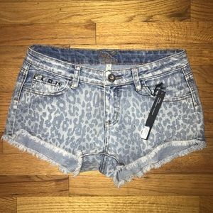 Women's jean shorts