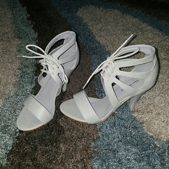 🛍SOLD🛍 Call it Spring heels - Picture 1 of 6