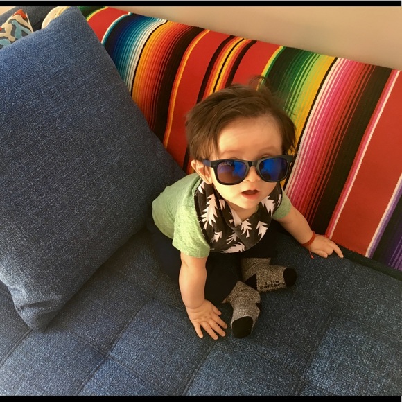 20% off Bundle. Accepting offers - Picture 2 of 4