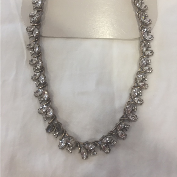 Zara Accessories: Necklace (stones in leaf shape) - Picture 2 of 4