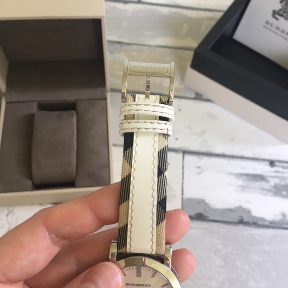 Authentic Burberry watch with box