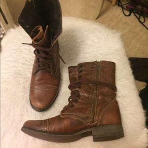 Steve Madden Troopa Combat Boots