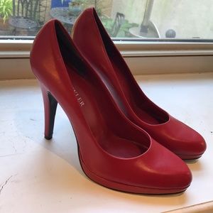 Jeffrey Tyler heels