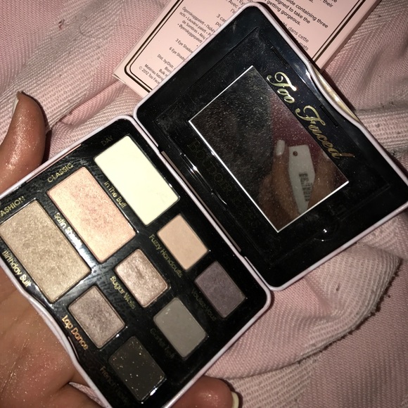 TOO FACED BOUDOIR EYES - Picture 3 of 3