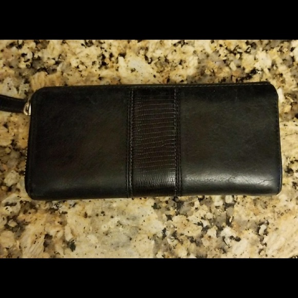 Black leather Coach wallet- NO OFFERS PLEASE - Picture 6 of 8