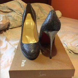 size 41 Christian louboutin shoes