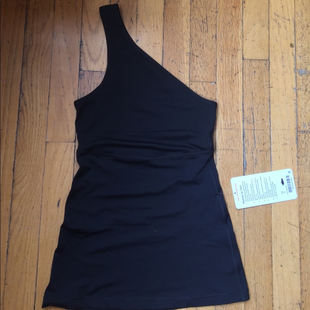 Lululemon- Meshed Up Tank Black