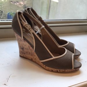 Ann Taylor Wedges