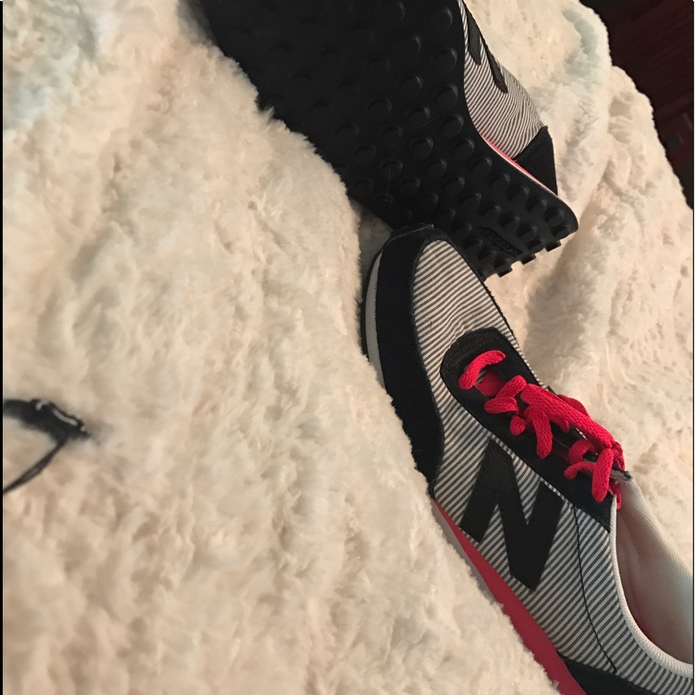 New balance shoes