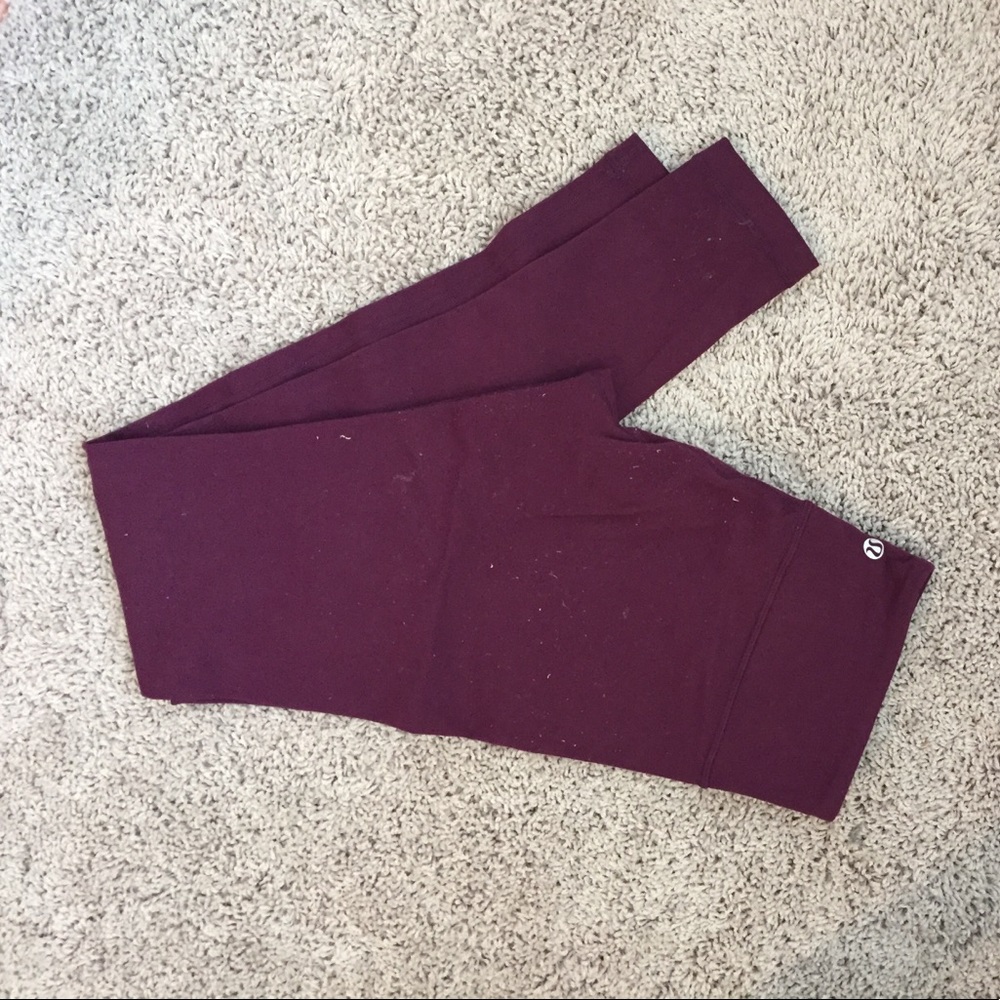 Lulu lemon maroon tights